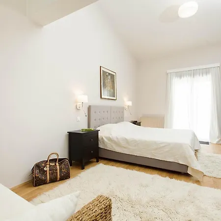 别墅 艾欧别墅 Kostanje